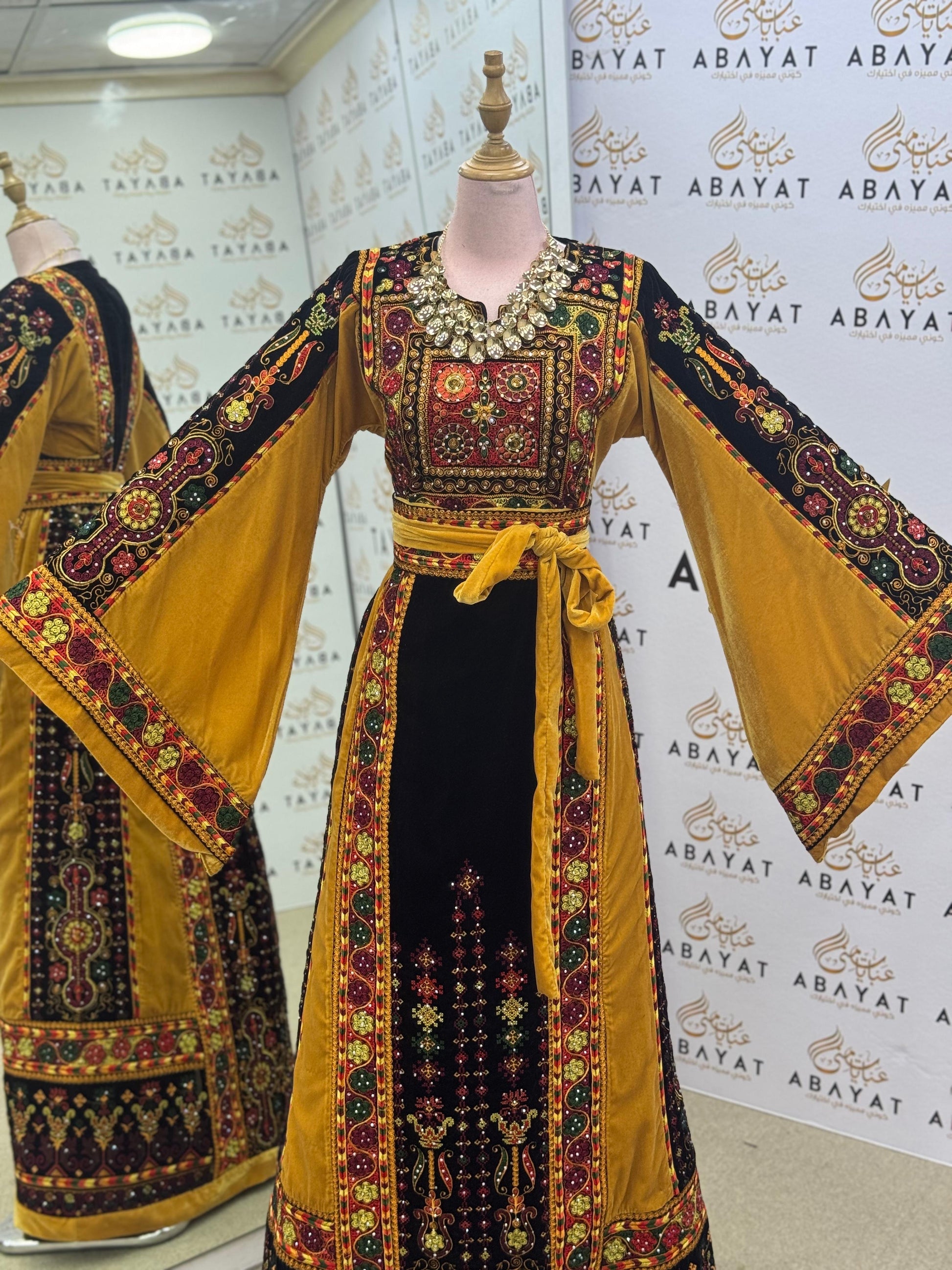 Premium Palestinian Malakah Velvet Thobe – Mustard Gold & Black Embroidery