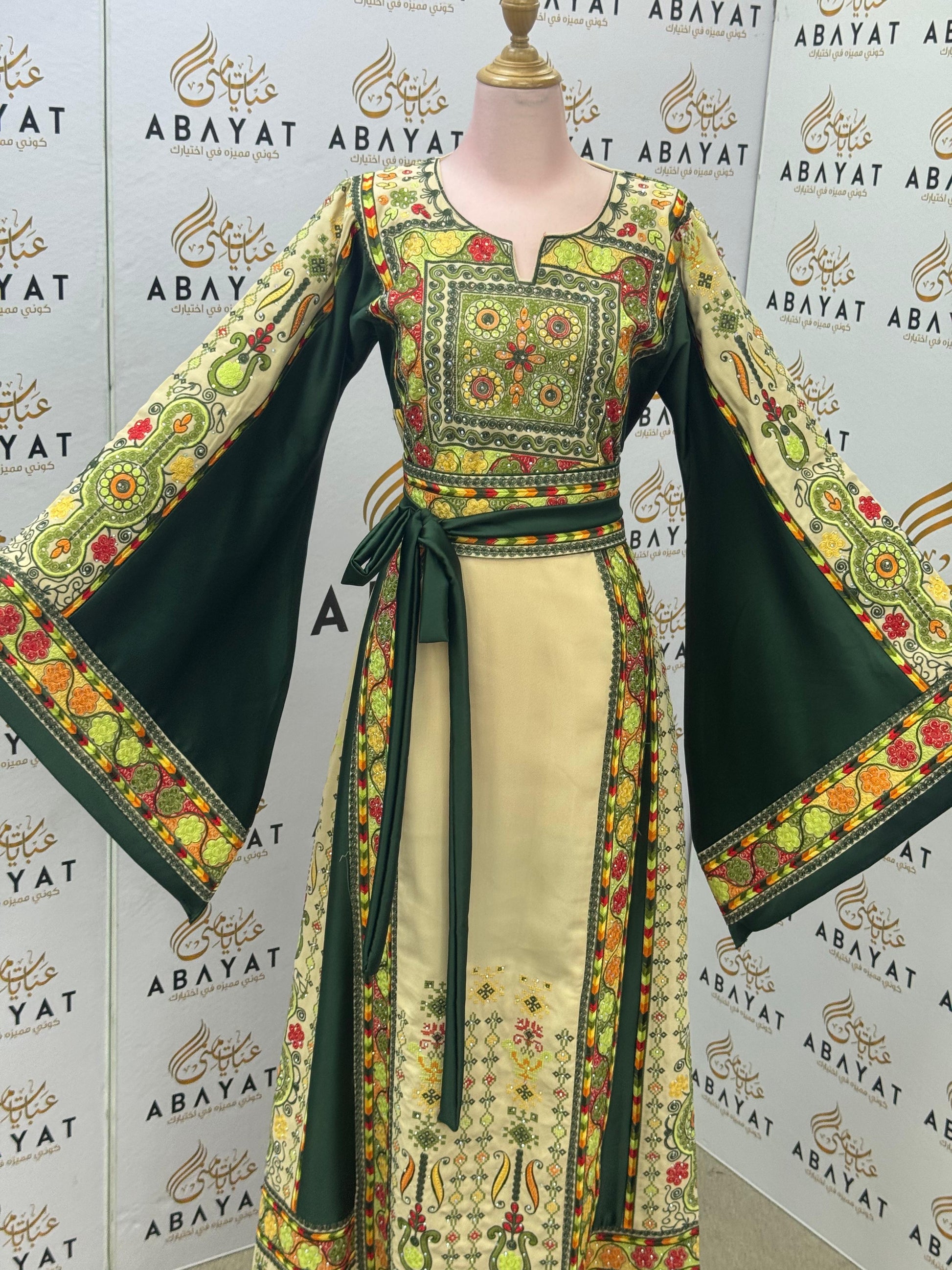 Majestic Green & Ivory Palestinian Style Thobe