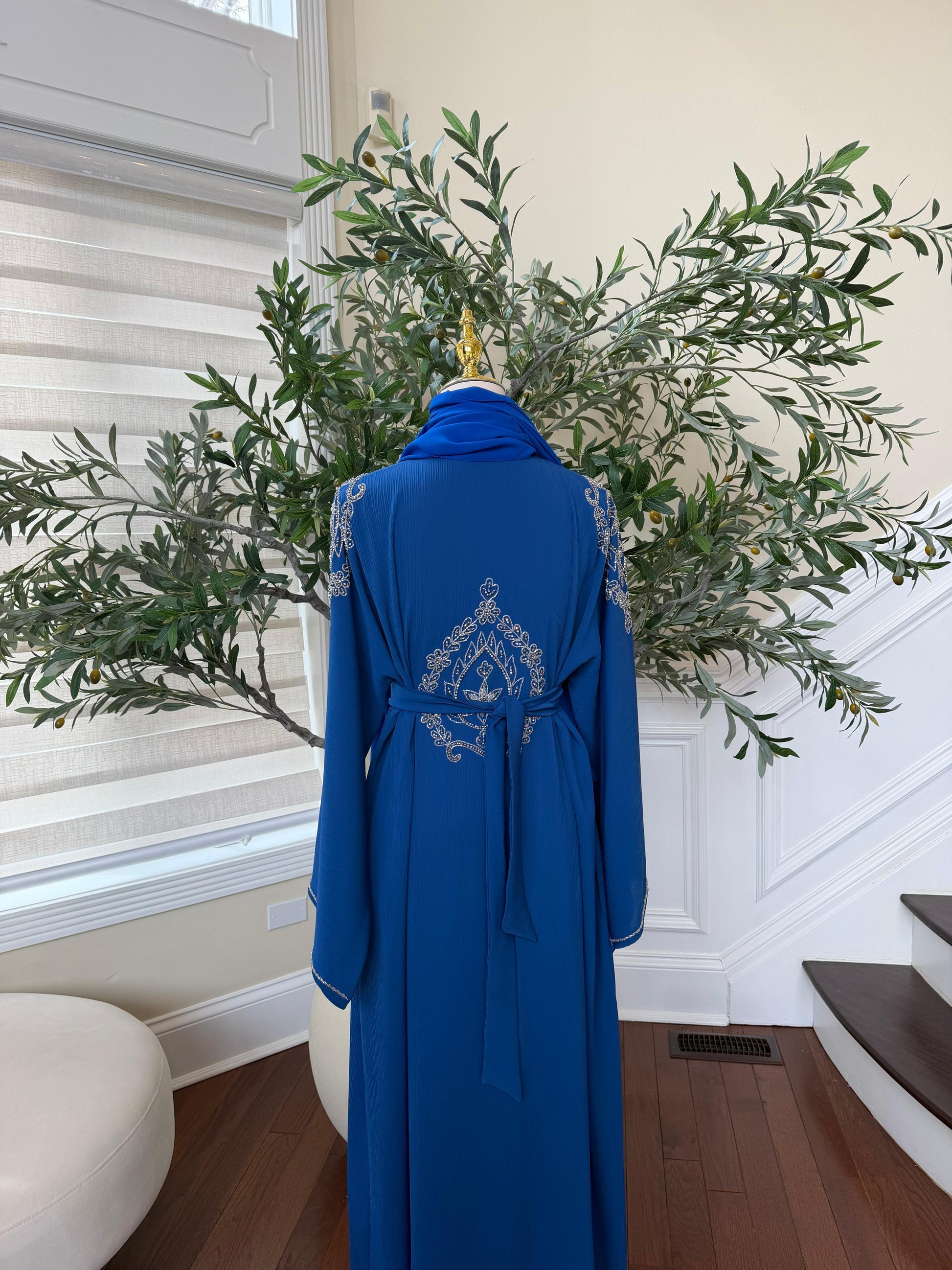 Blue Sleeve Charm Essence Abaya