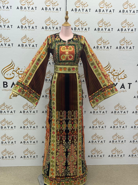 Malaka – Royal Palestinian Embroidered Velvet Thobe Jana & Nar