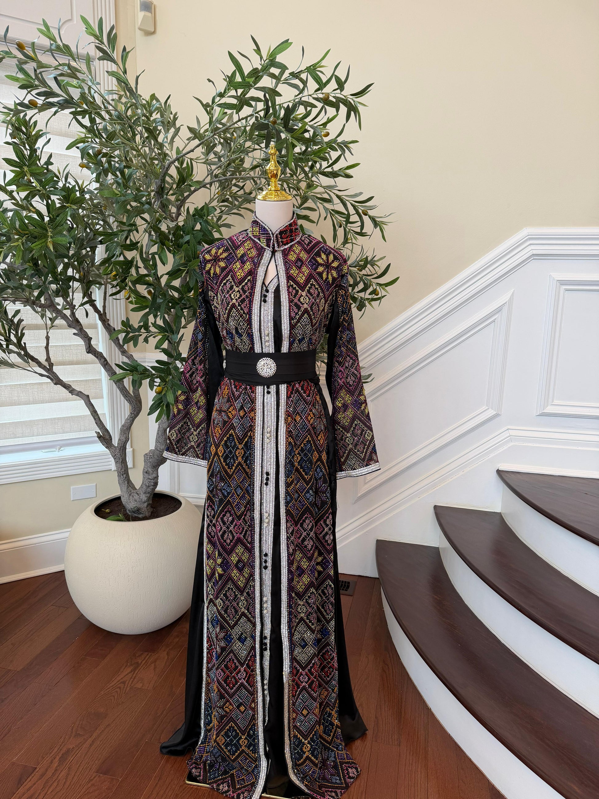 Black Embroidery Royale Kuftan