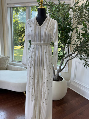 Floral White Grace Kuftan