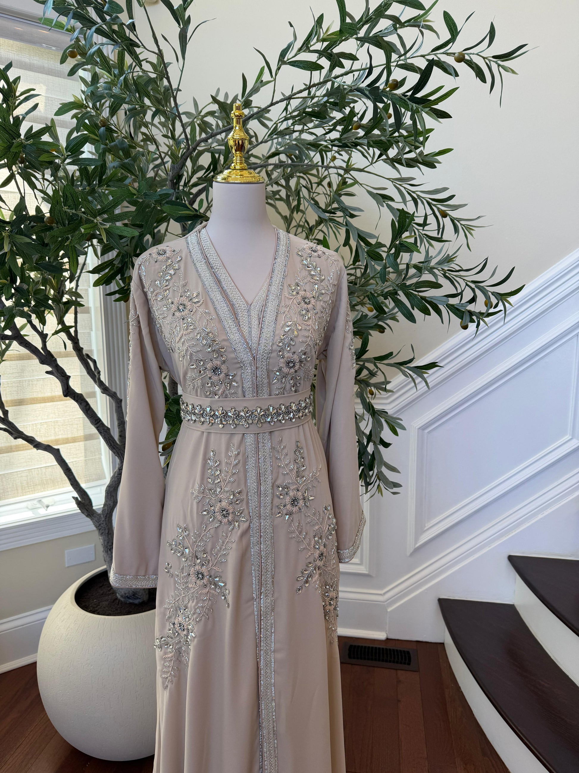 Cream Beaded Royale Kuftan