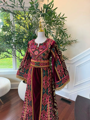 Burgundy Embroidery Tatreez Elegance Thobe