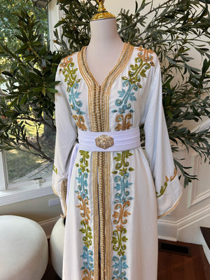 White Royale Beaded Embellished Kuftan