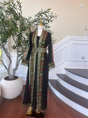 Traditional Green Embroidery Thobe