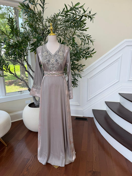 Silver Beaded Elegance Kuftan
