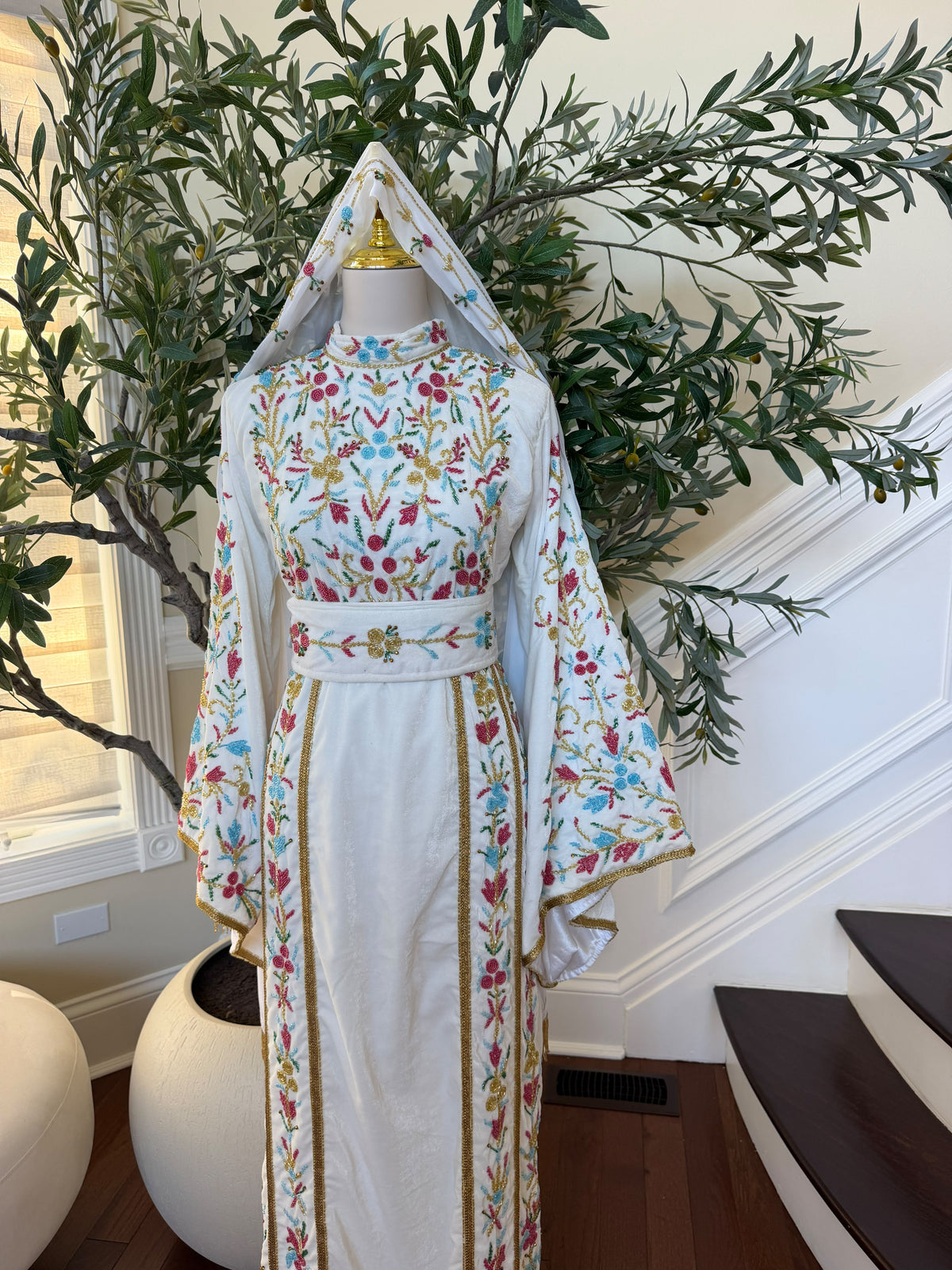 Elegant White Floral Embroidered Palestinian Thobe with Gold Detailing(scarf not included)