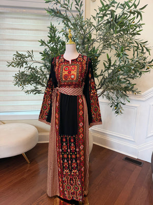 Black Embroidery Tatreez Red Thobe