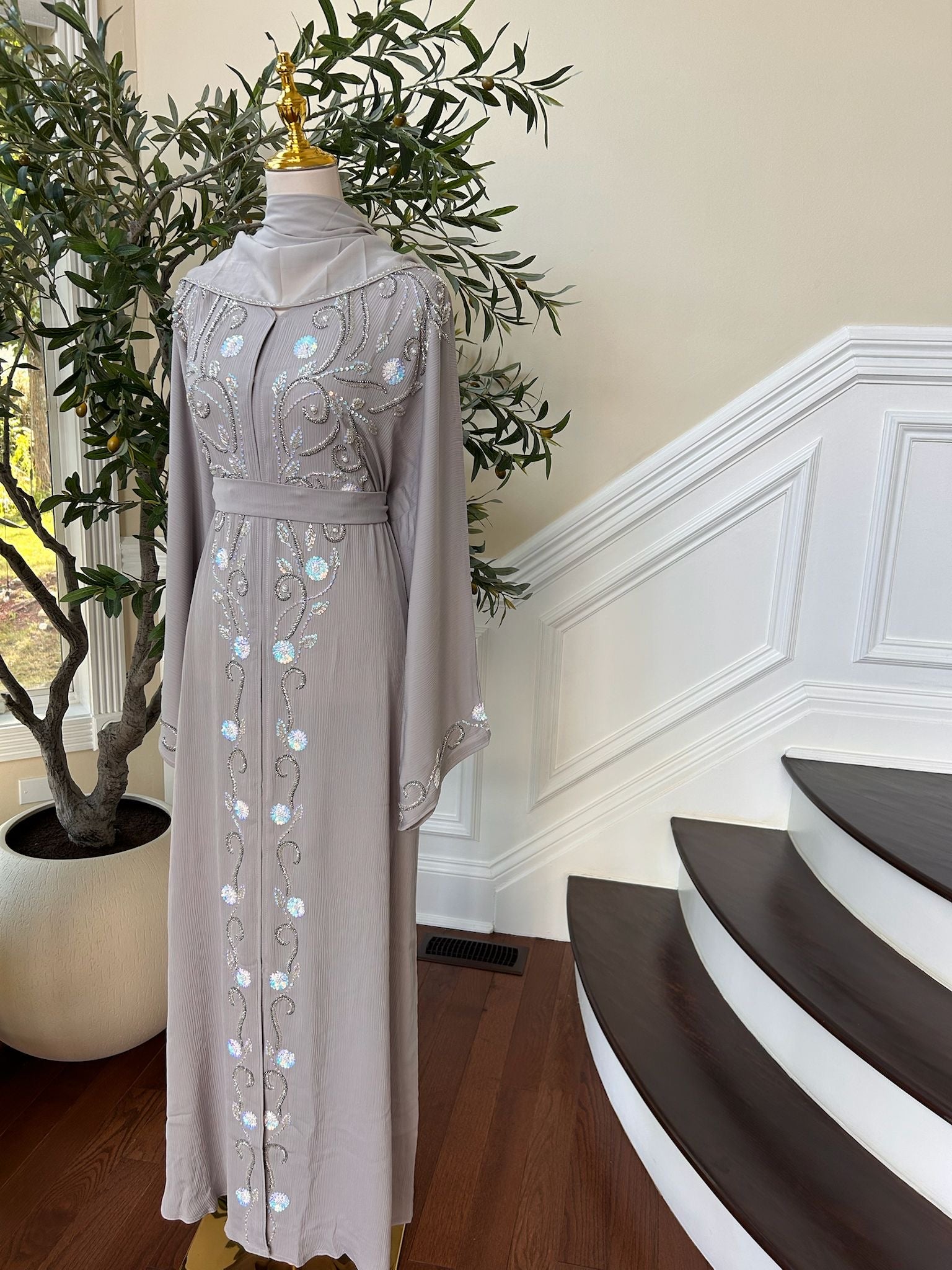 Grey Floral Detail Abaya
