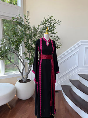 The Heritage Luxe – Black Tatreez Pink Abaya