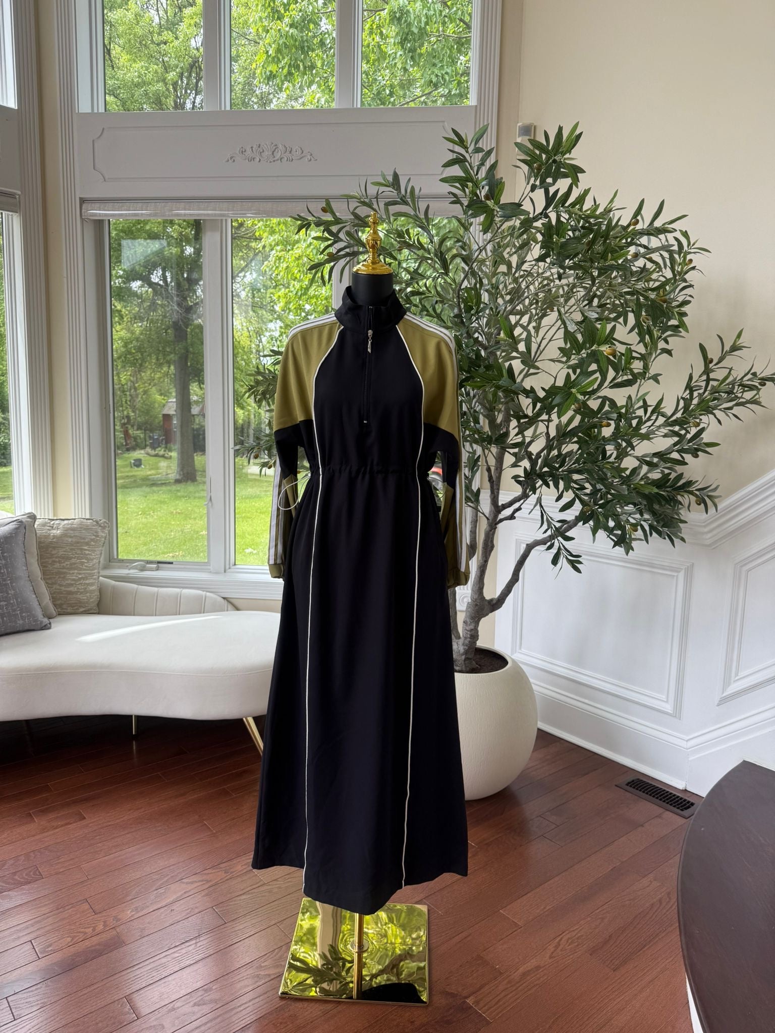 Elegant Black Abaya