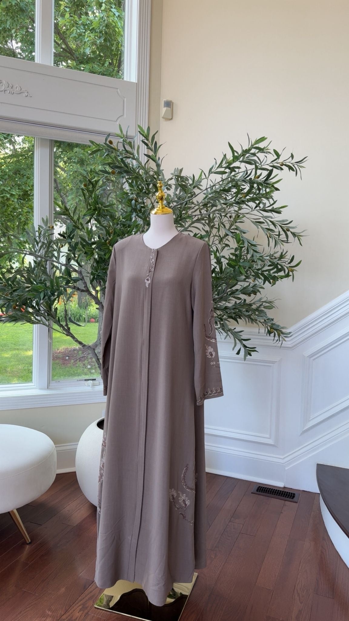 Taupe Embroidered Classic Abaya – Subtle & Floral Detail