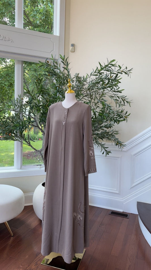 Taupe Embroidered Classic Abaya – Subtle & Floral Detail