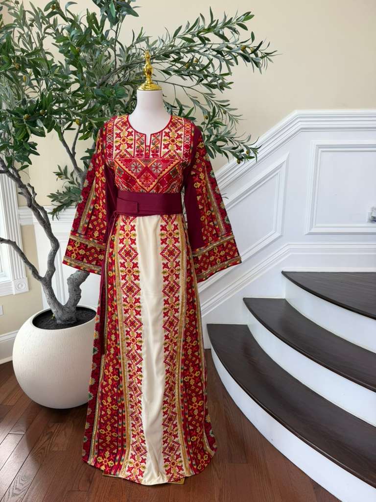 Cream Embroidery Tatreez Sabal Kharaz Thobe