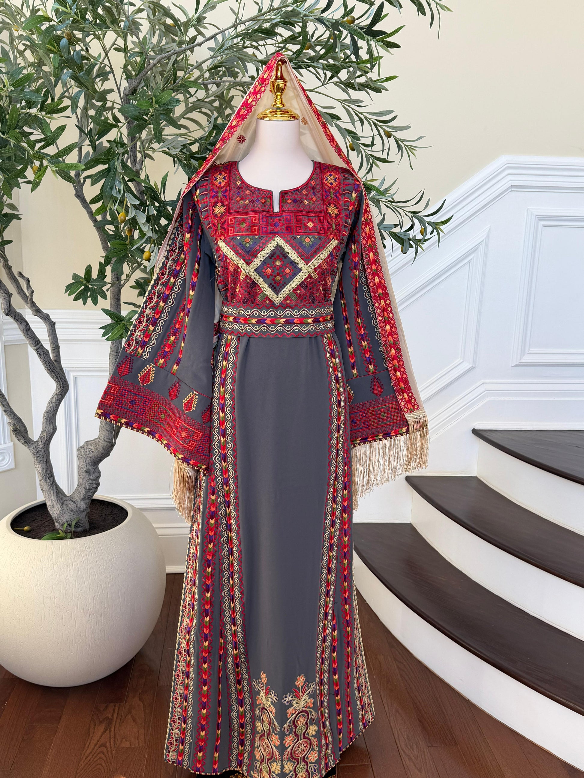 Grey Embroidery Tatreez Heritage Thobe