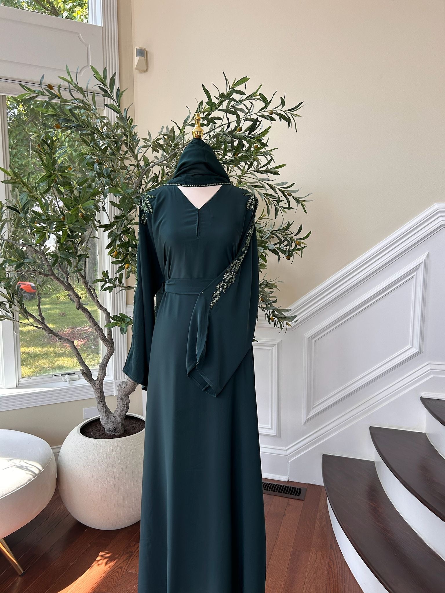 Green Sleeve Charm Abaya