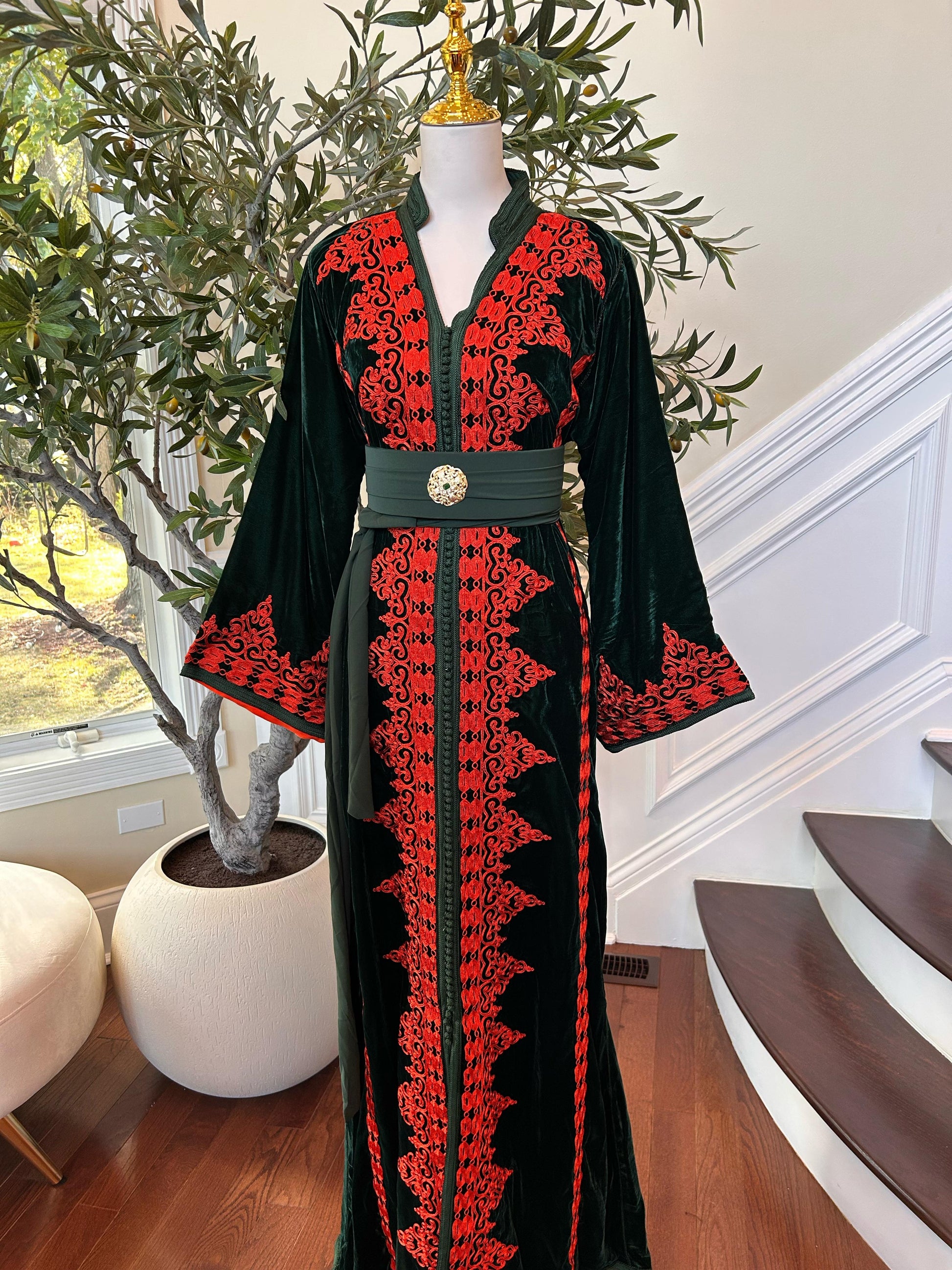 Green Velvet Embellished Red Kuftan