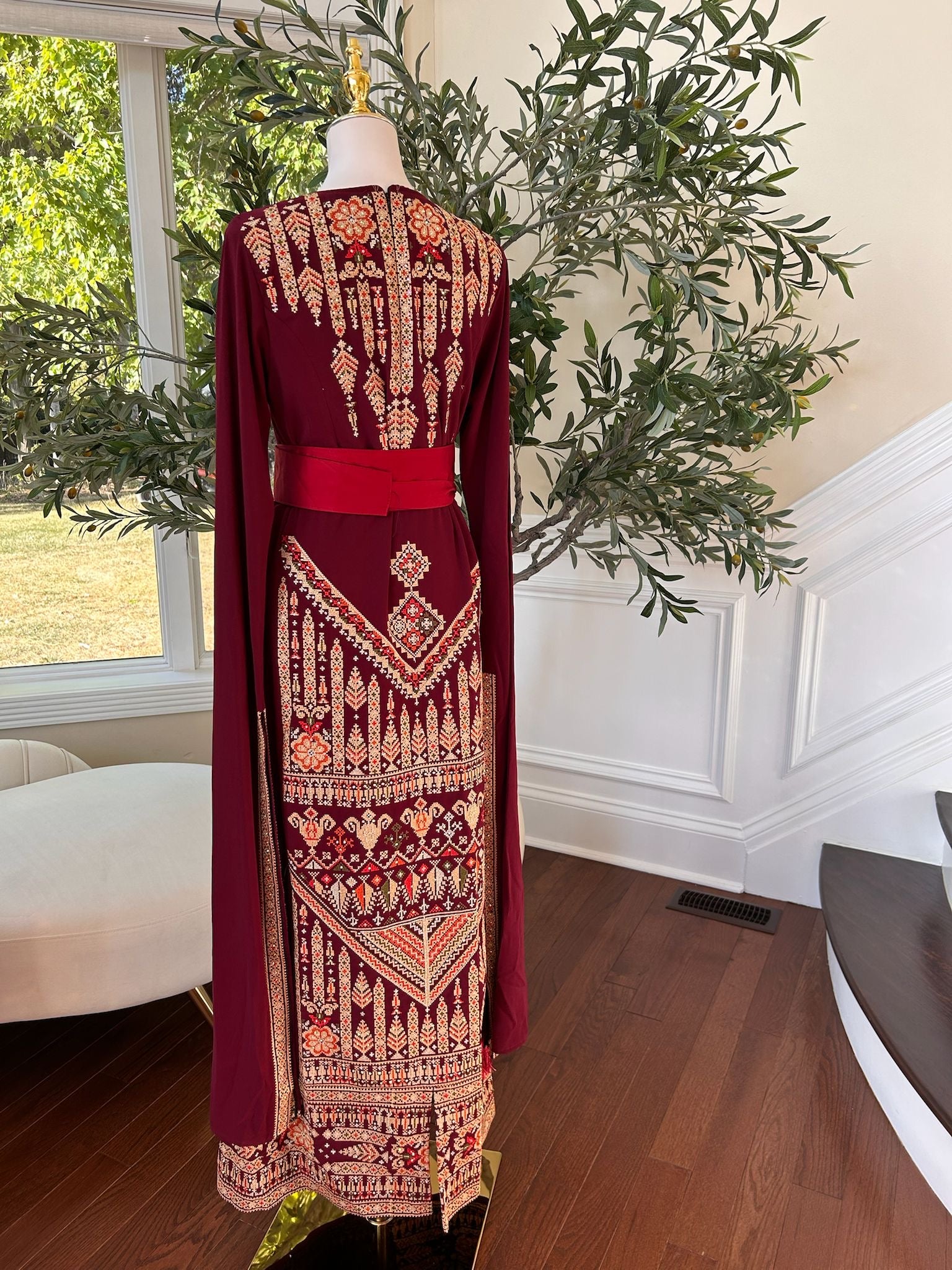 Burgundy Tatreez Embroidery Thobe