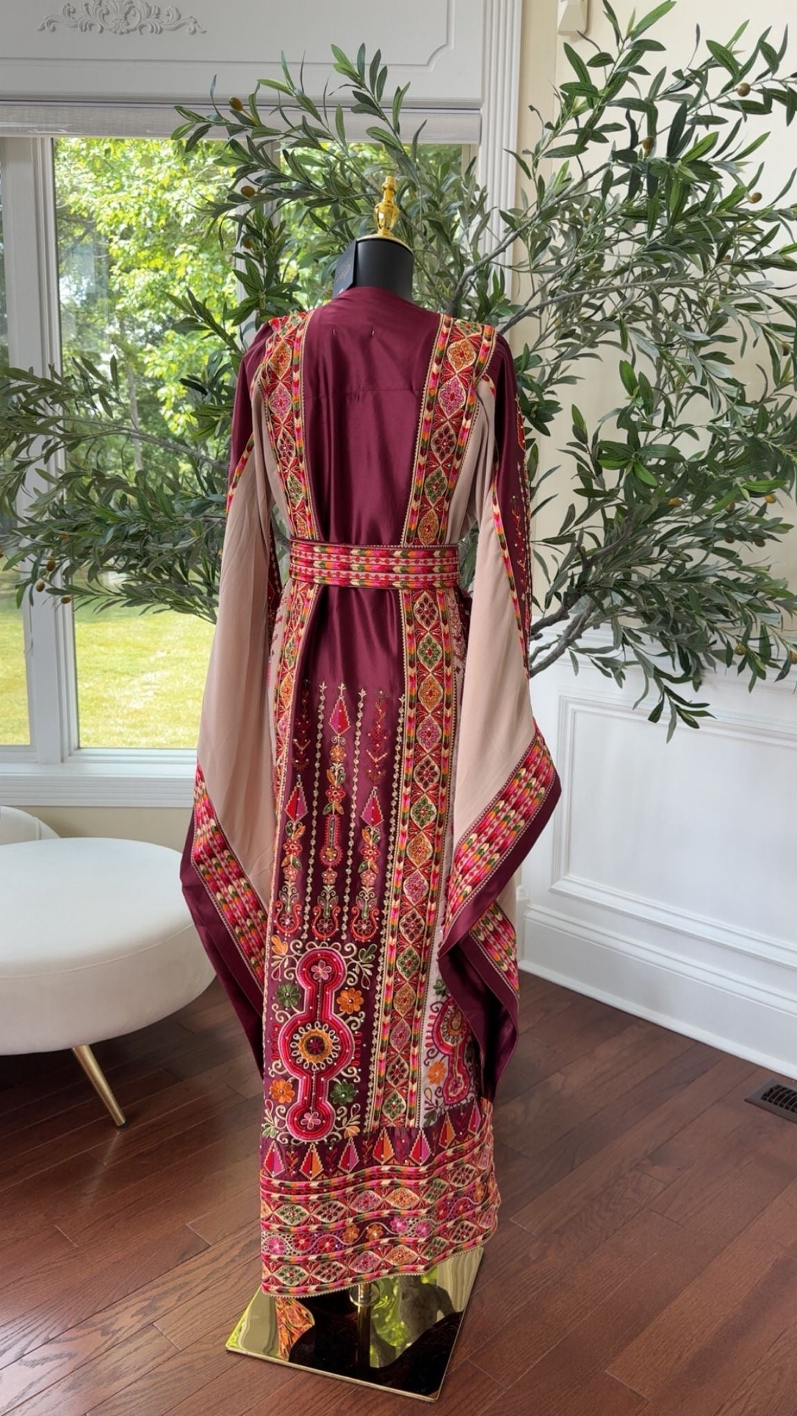 Burgundy Tatreez Thobe /A