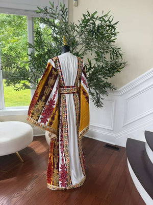 White Embroidery Tatreez Elegance Thobe
