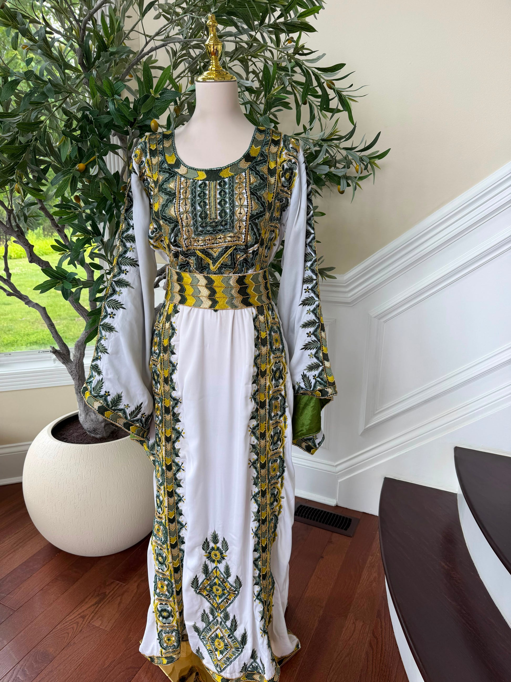 White Embroidery Beaded Thobe