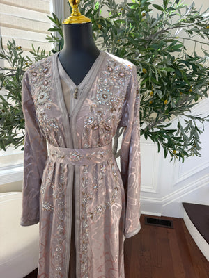 Elegant Mauve Embroidered Kaftan with Silver Beadwork