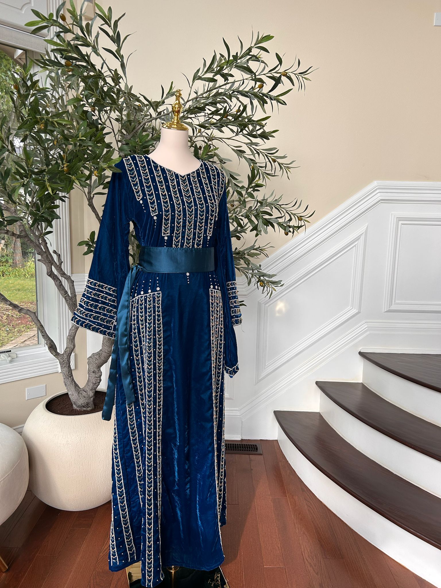 Blue Velvet Stone Thobe