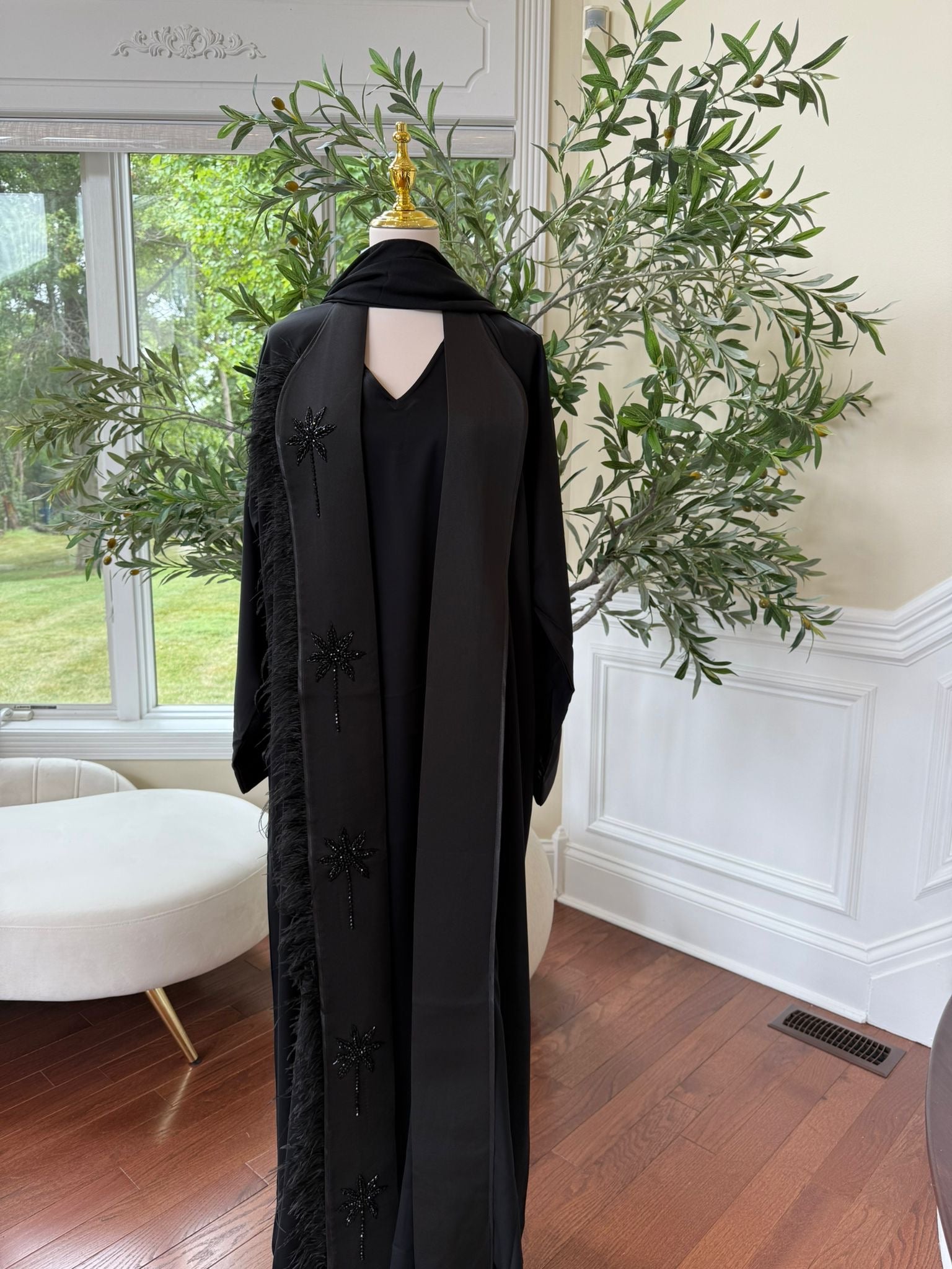 Black Serenity Abaya – Feather Accent with Beaded Floral