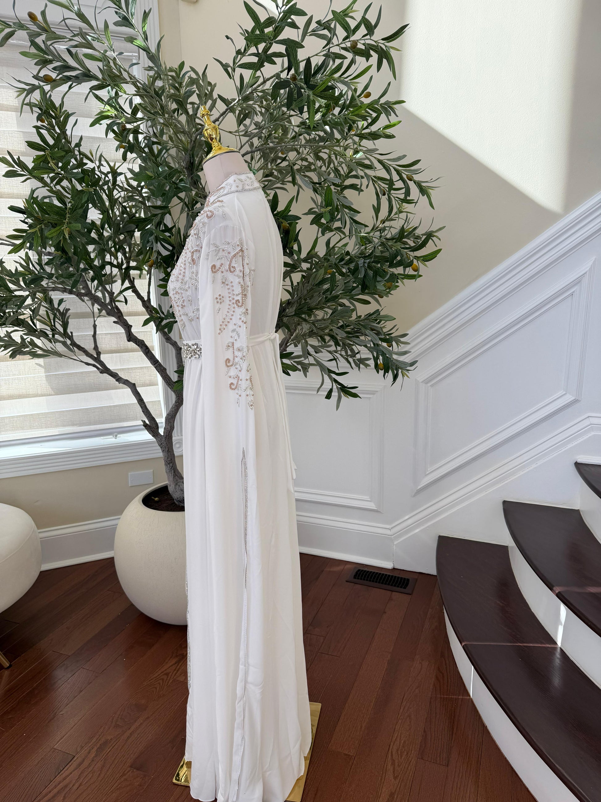 White Crystal Beaded Stone Kuftan