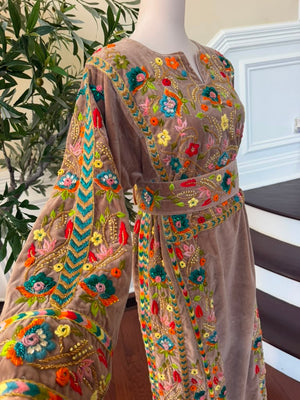 Tan Embroidery Beaded Stone Thobe