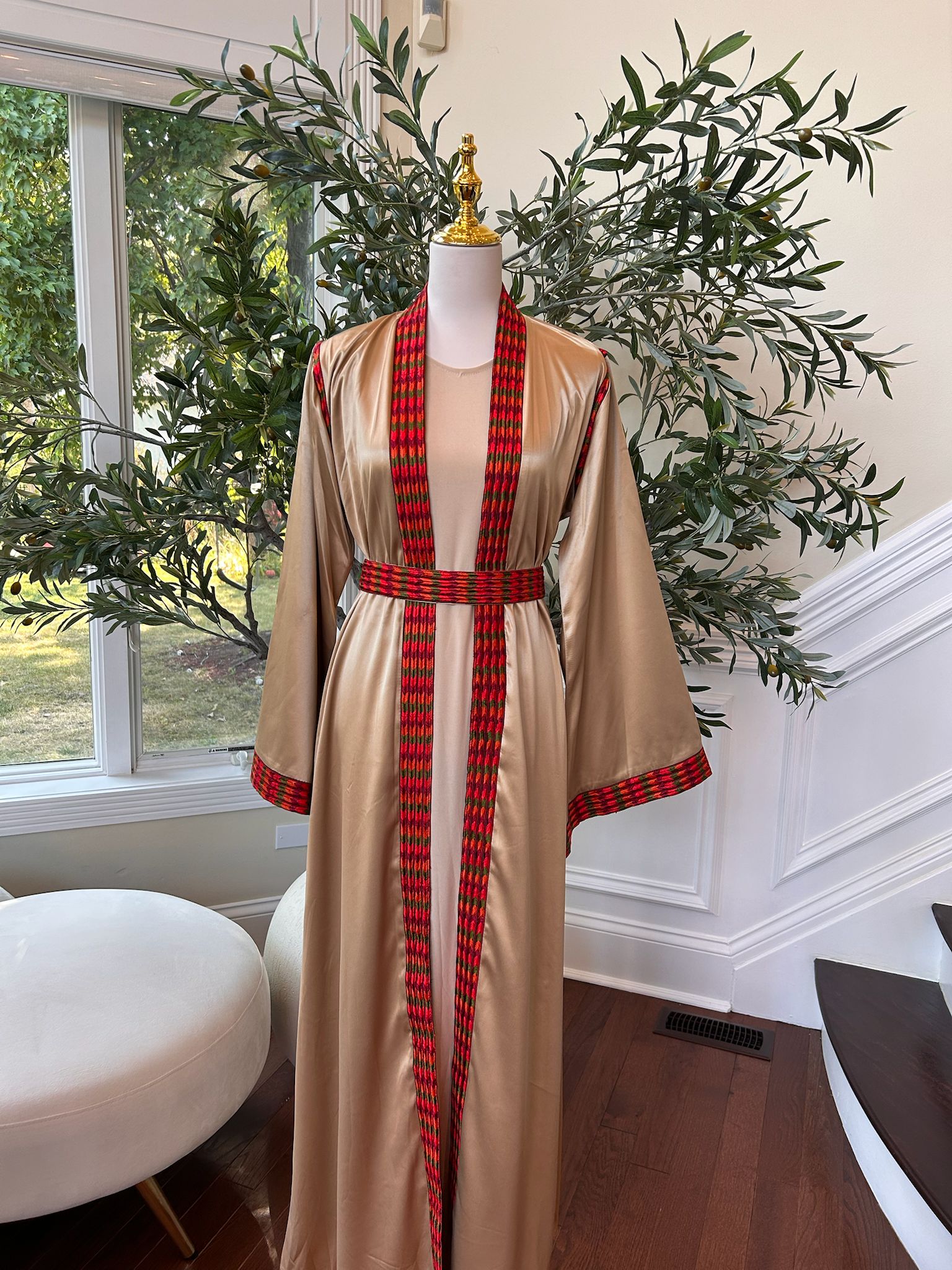 Golden Red Embroidery Tatreez Thobe