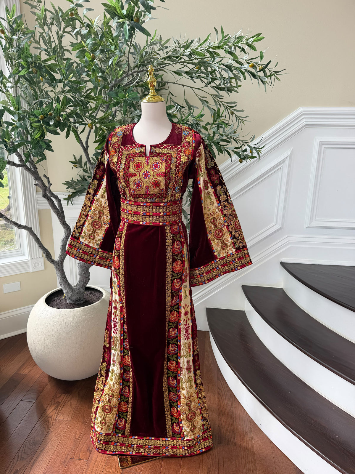 Burgundy Embroidery Tatreez Velvet Thobe
