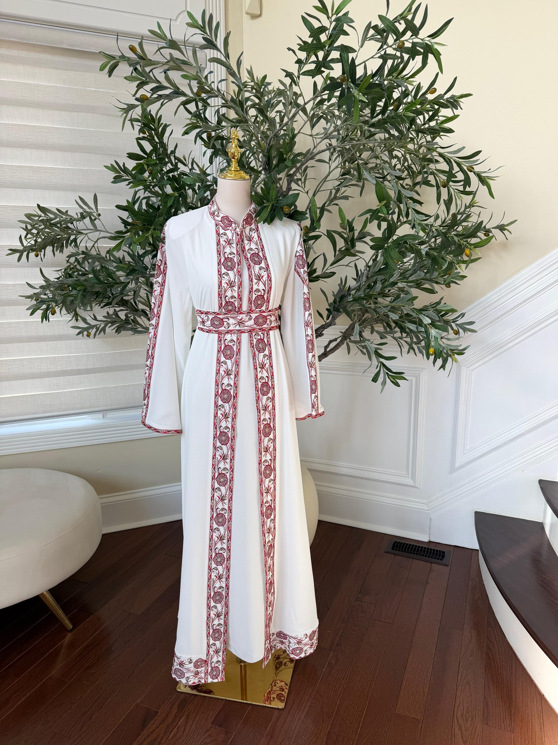 White Royale Red Tatreez Heritage Thobe