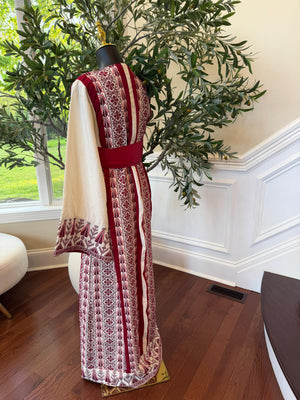 White Traditional Embroidery Red Tatreez Thobe