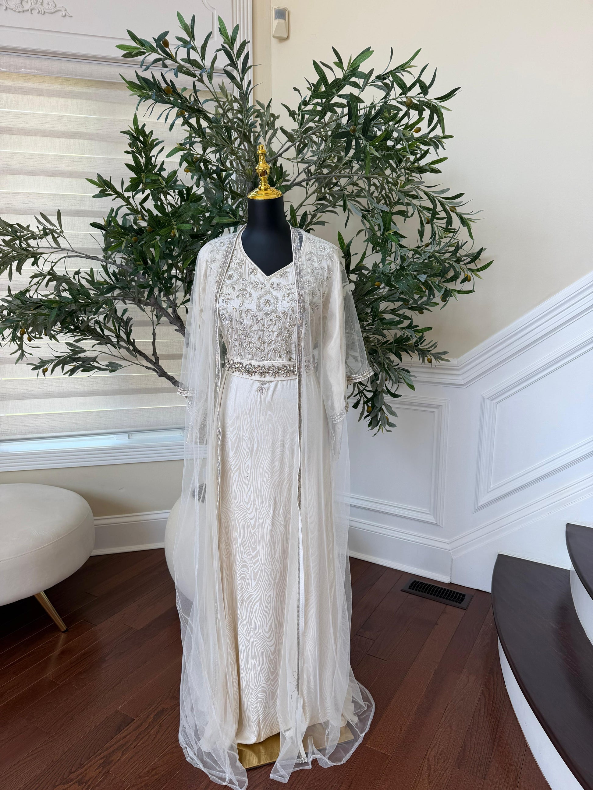 White Beaded Elegance Kuftan