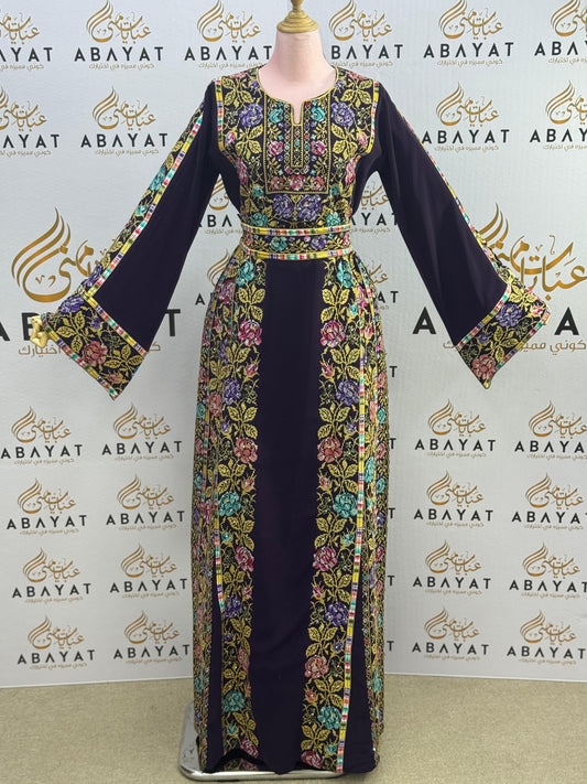 Black Floral Embroidery Essence Thobe