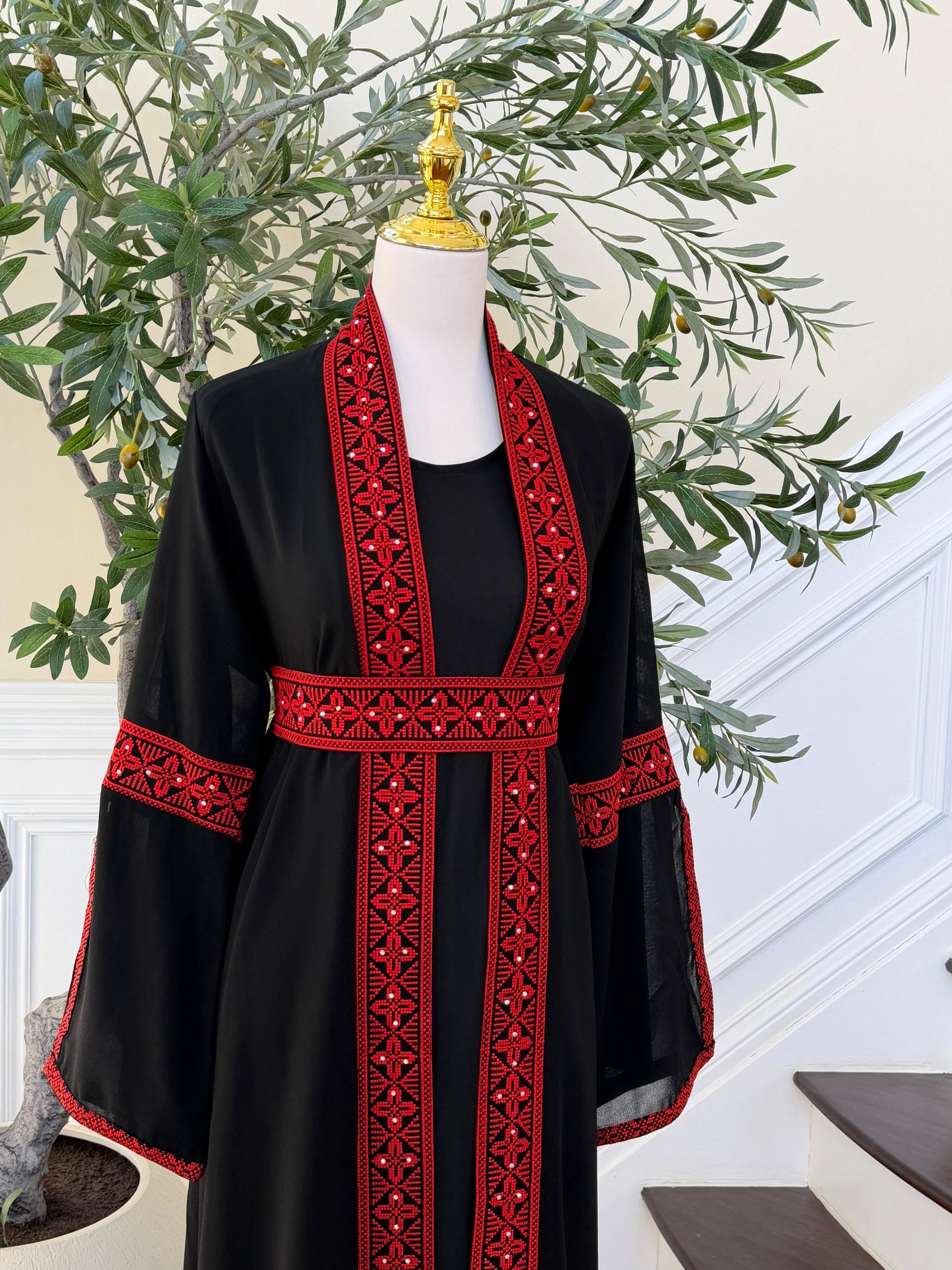 Red Embroidery Tatreez Black Two Piece Thobe