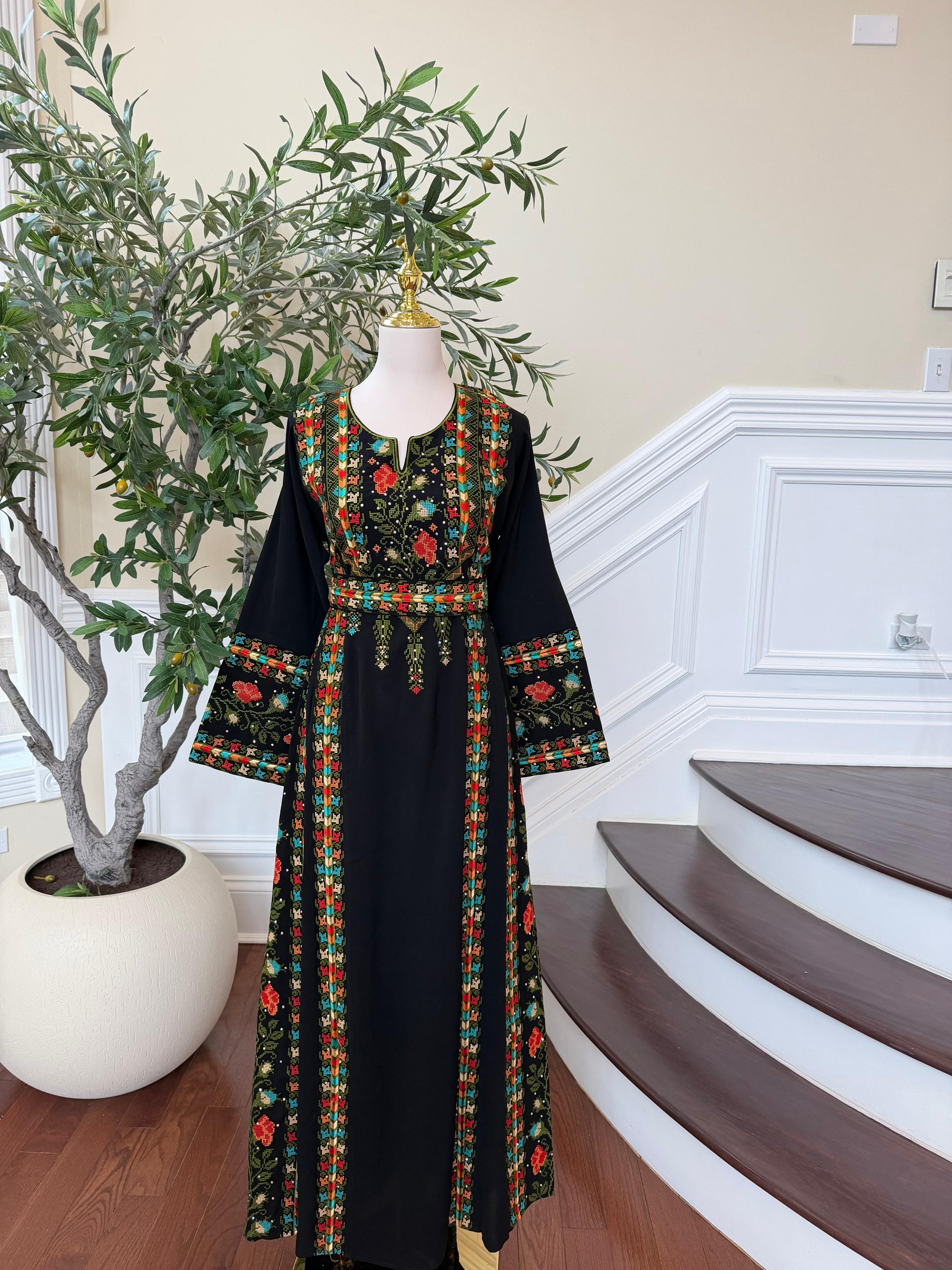 Black Embroidery Tatreez Heritage Thobe