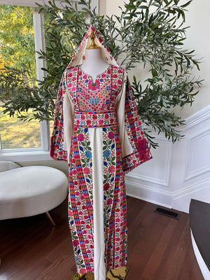 Cream Floral Embroidery Tatreez Thobe