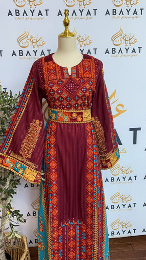 Elegant Palestinian Tatreez Thobe