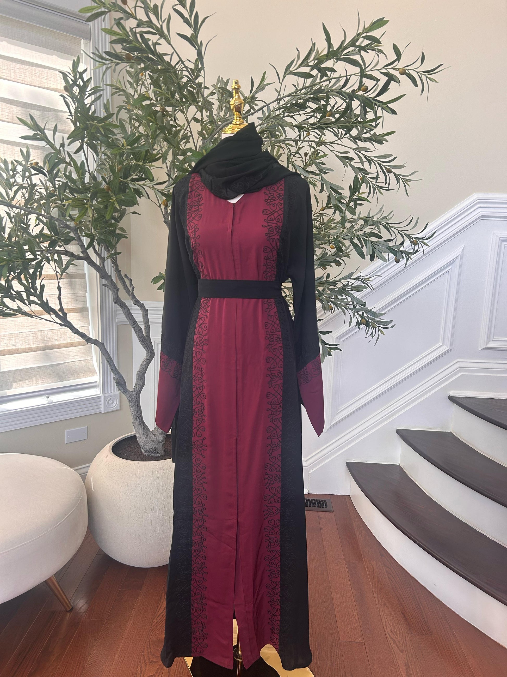 Burgundy Black Elegance Abaya