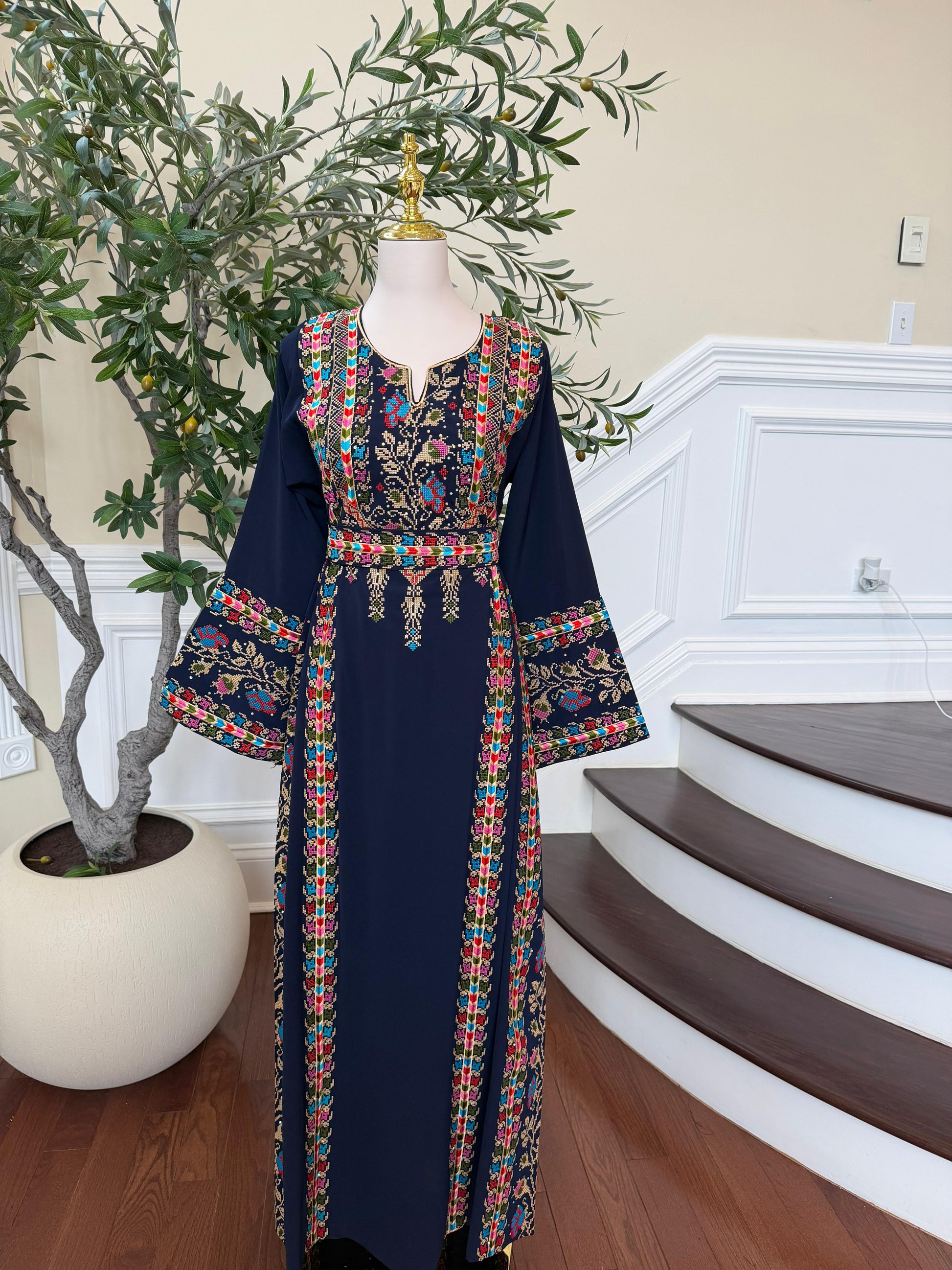 Navy Blue Embroidery Tatreez Thobe