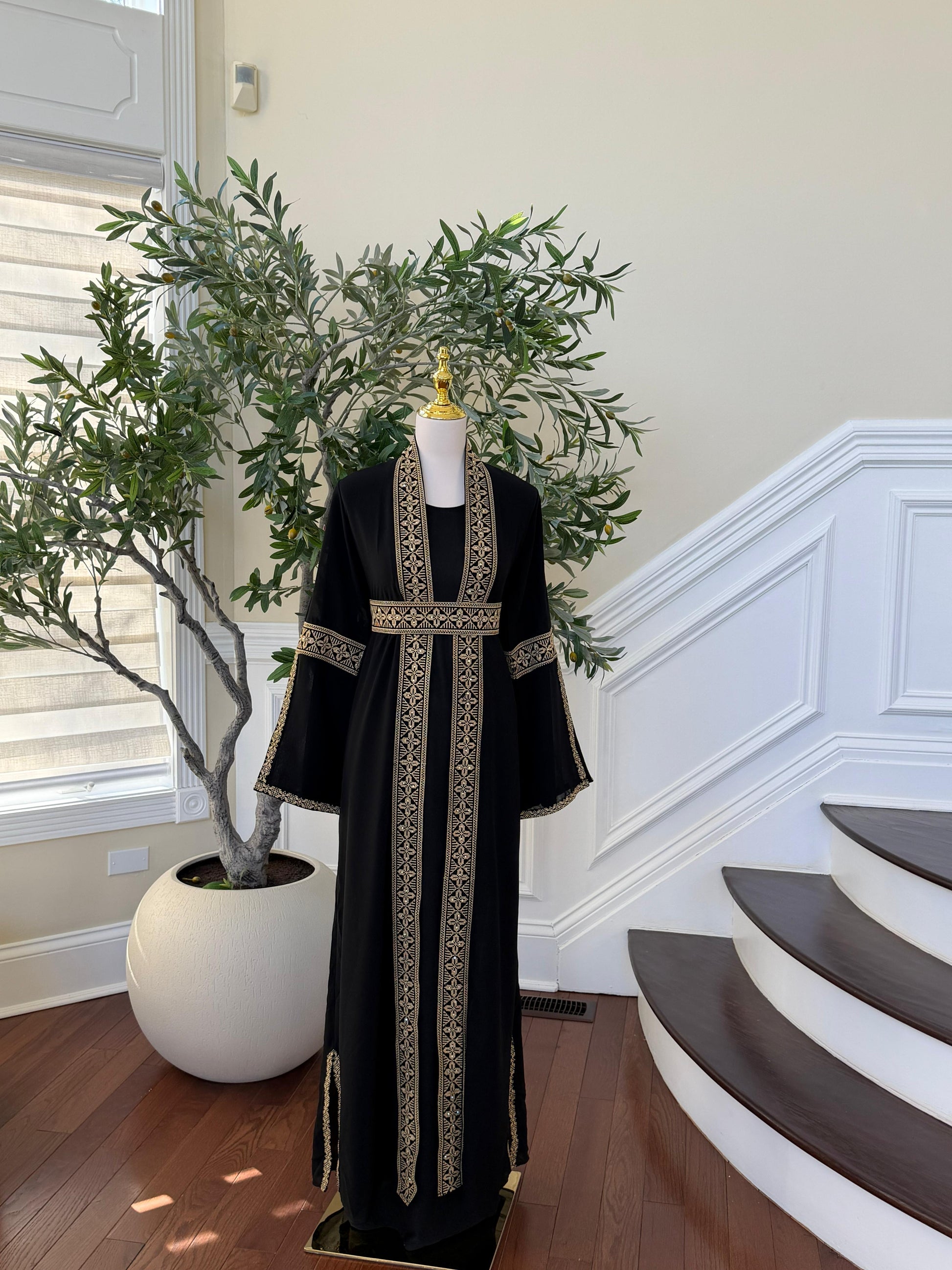 Black Two Piece Embroidered Thobe