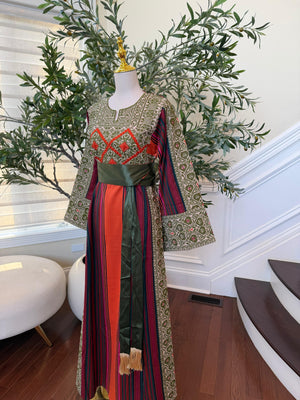 Olive Majesty Majdalawi Embroidered Tatreez Thobe