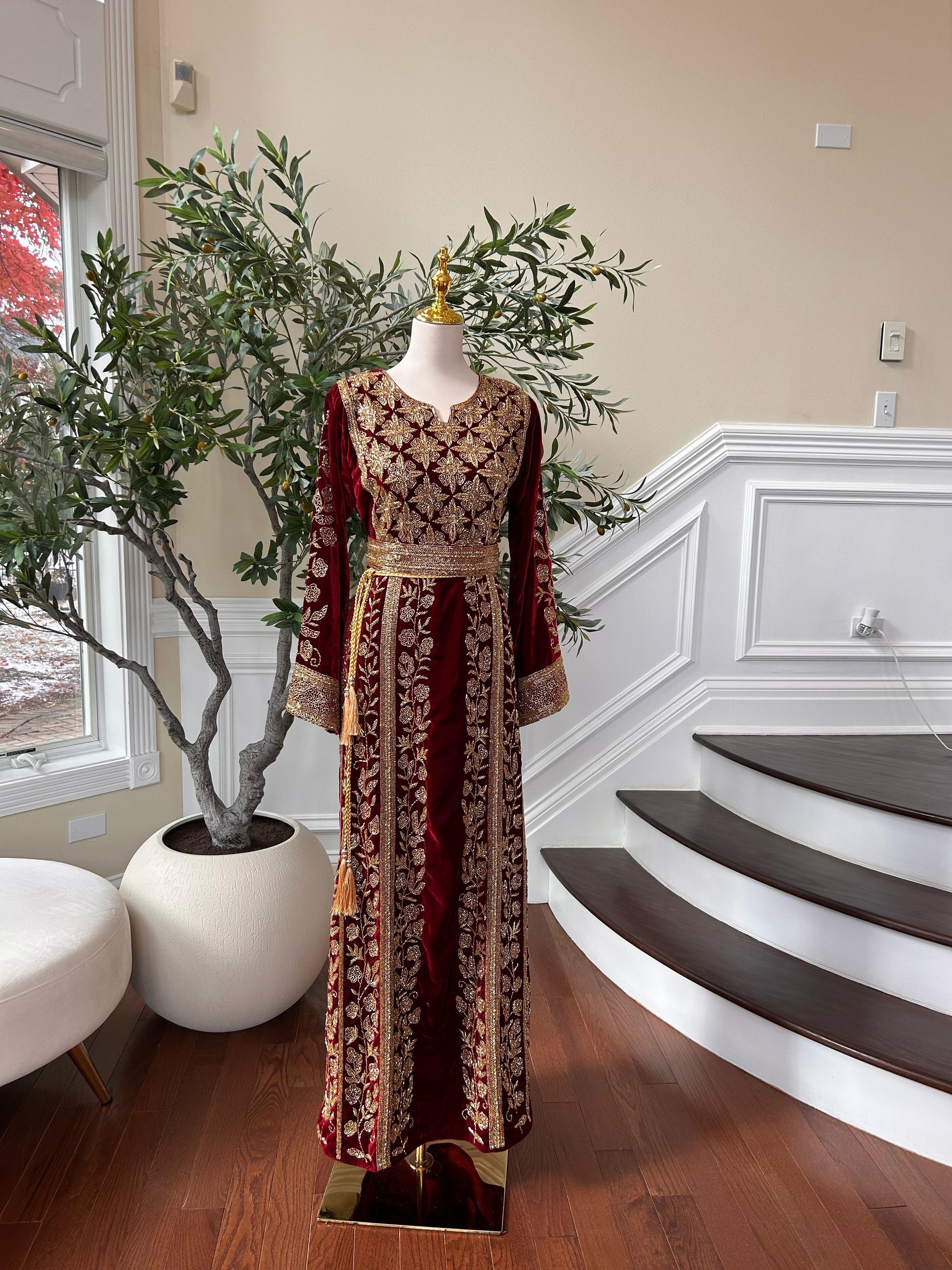 Golden Red Beaded Stone Thobe