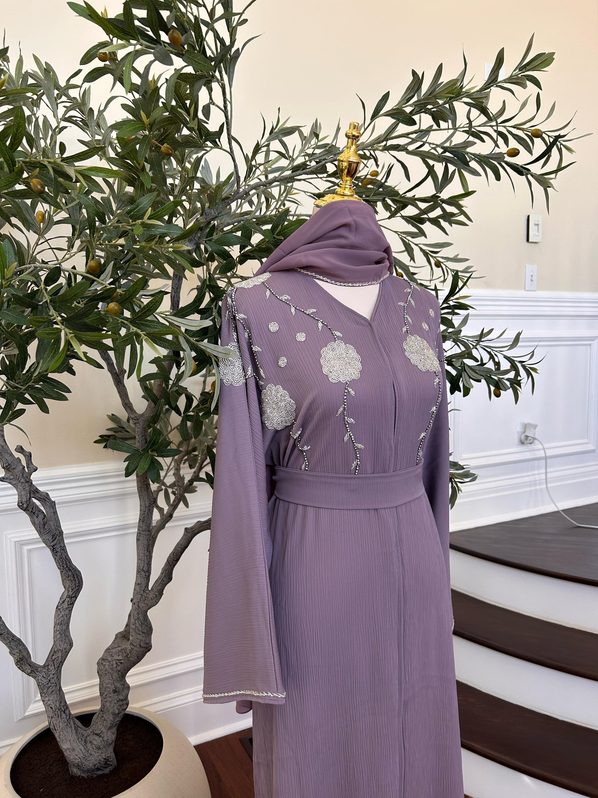 Lavender Charm Luxe Abaya