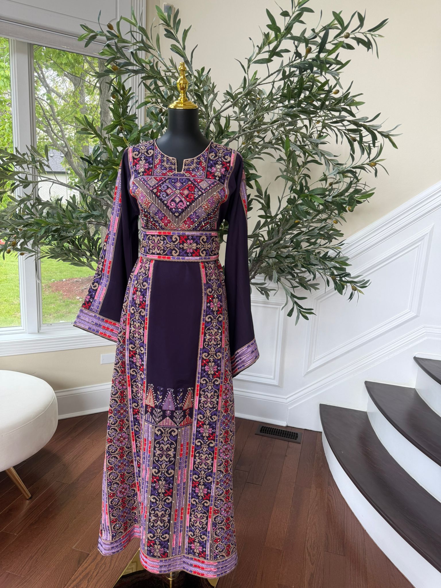 Elegant Purple Tatreez Thobe/ A