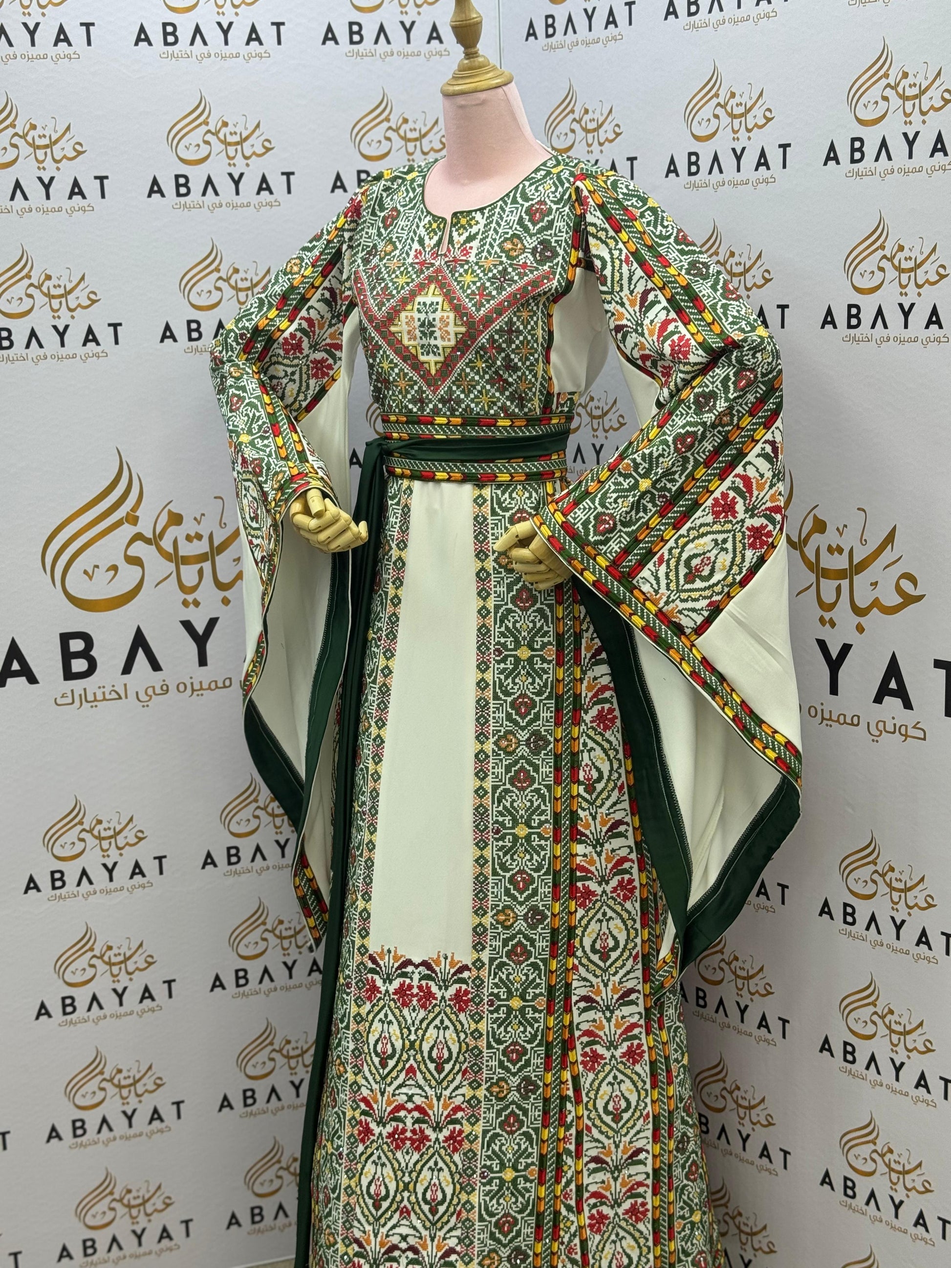 White Elegance With Green Royal Tatreez Thobe