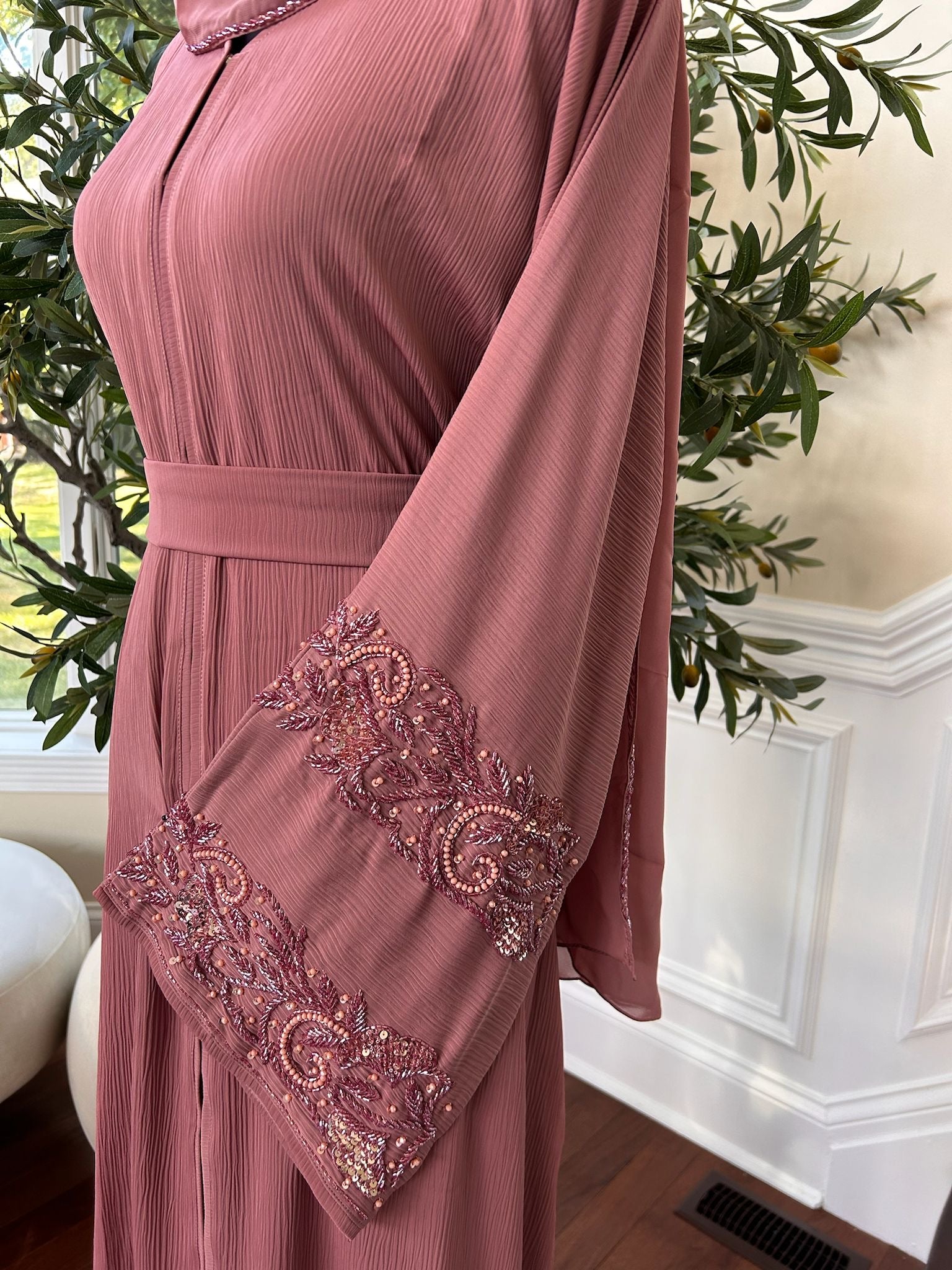 Pink Floral Sleeve Abaya